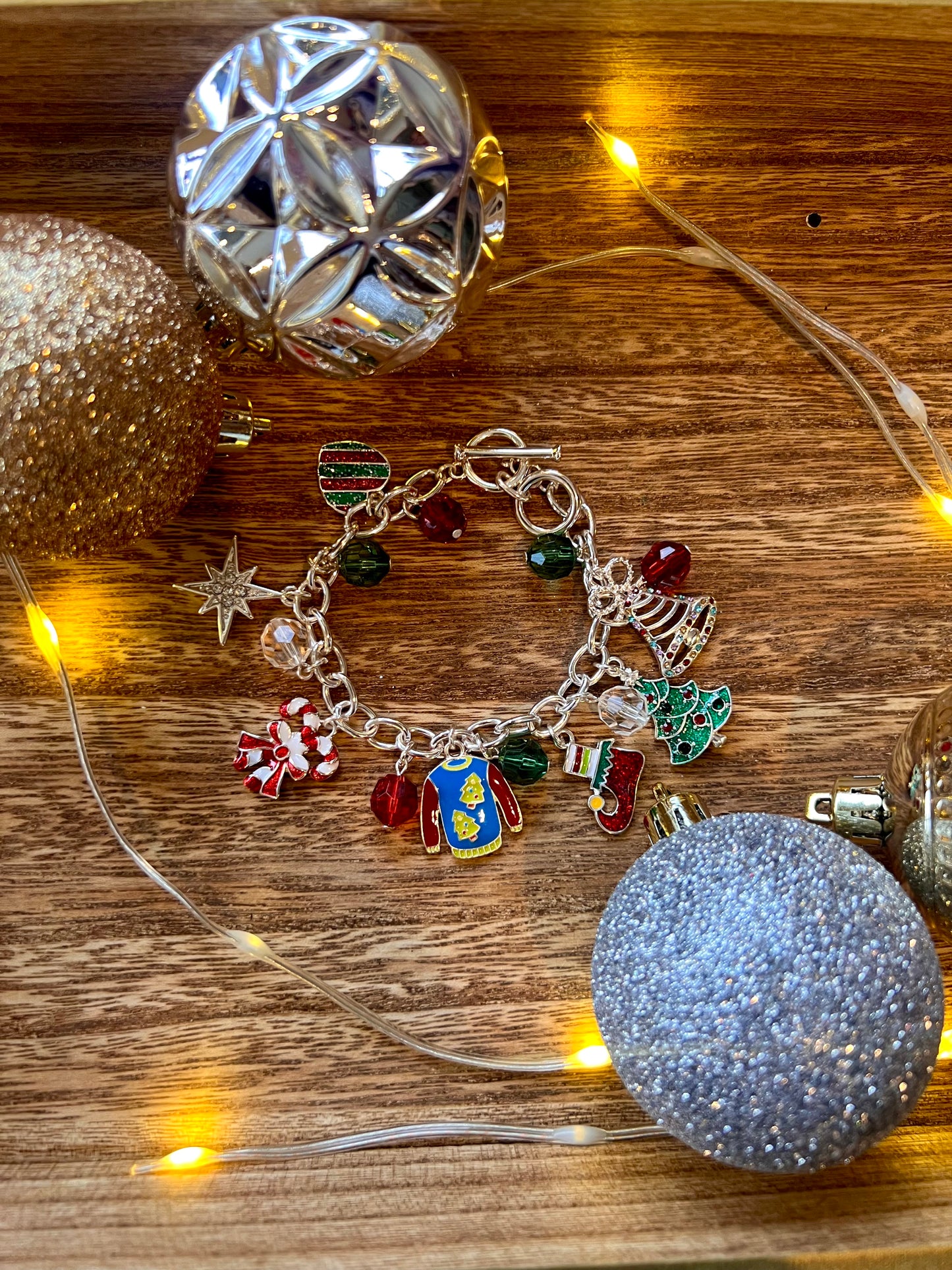 CHRISTMAS CHARM BRACELET