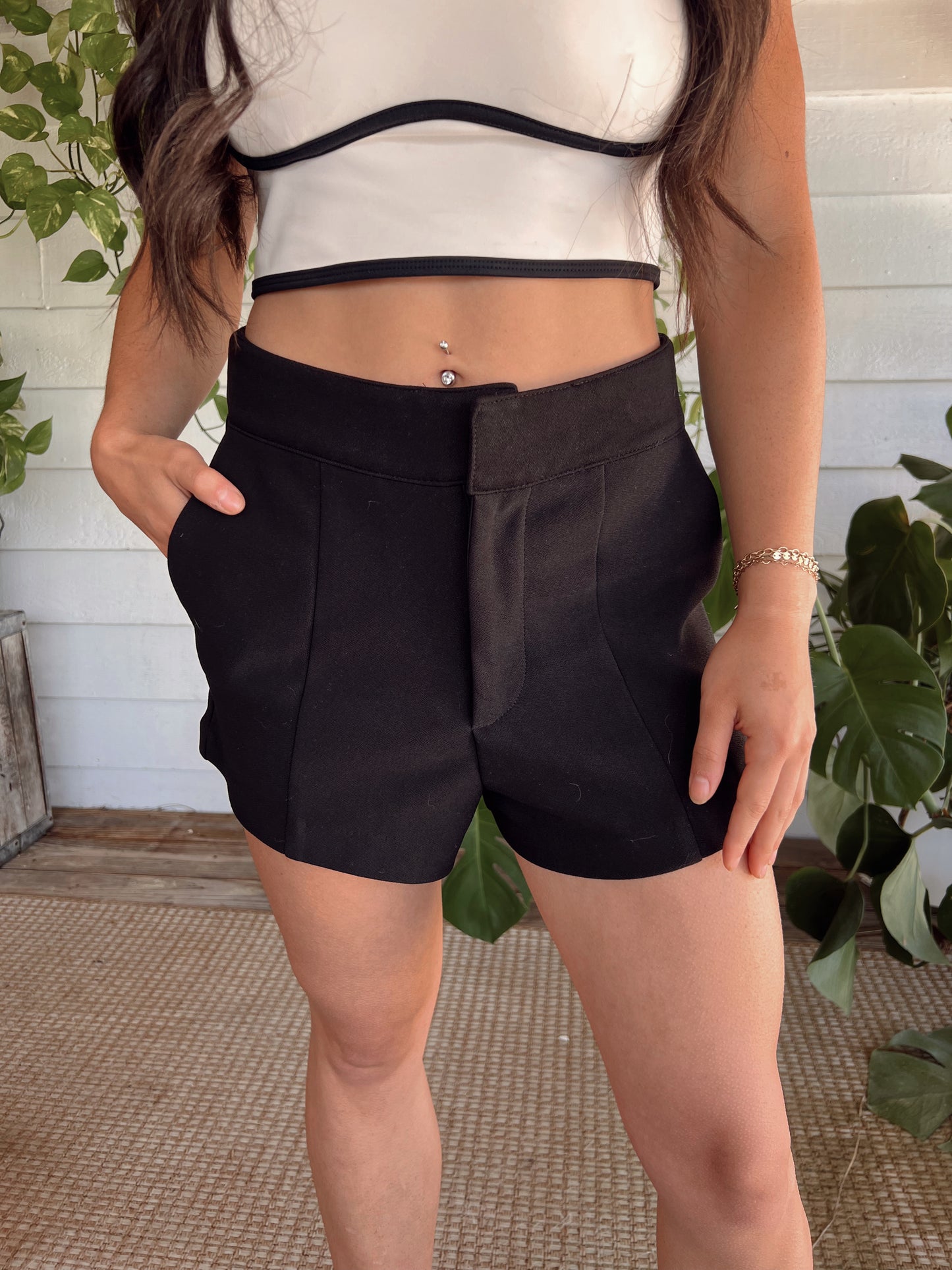 HIGH WAISTED SHORTS