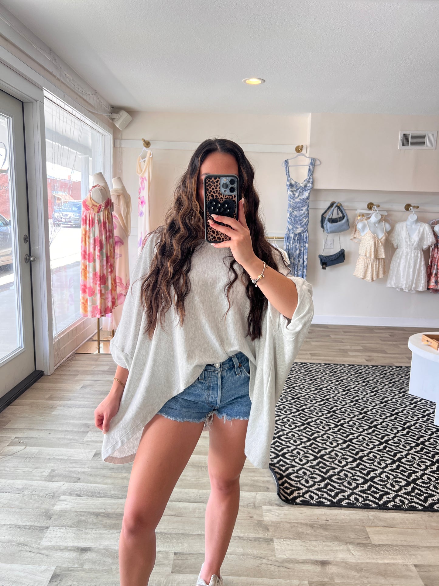MUSE OFF DUTY-OVERSIZED TOP