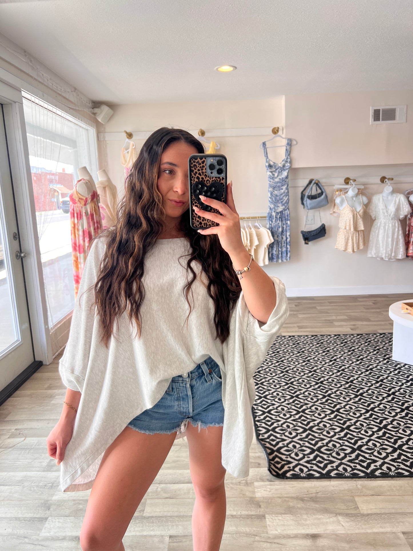 MUSE OFF DUTY-OVERSIZED TOP