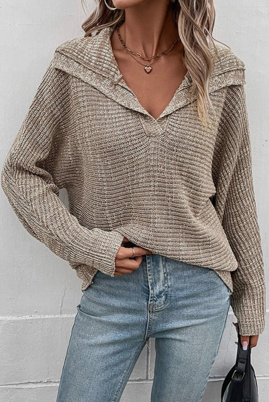 CASUAL KHAKI SWEATER
