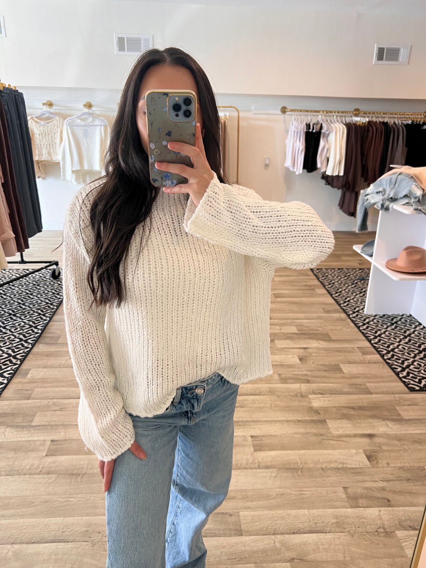 SHE'S DEFROSTING KNIT SWEATER