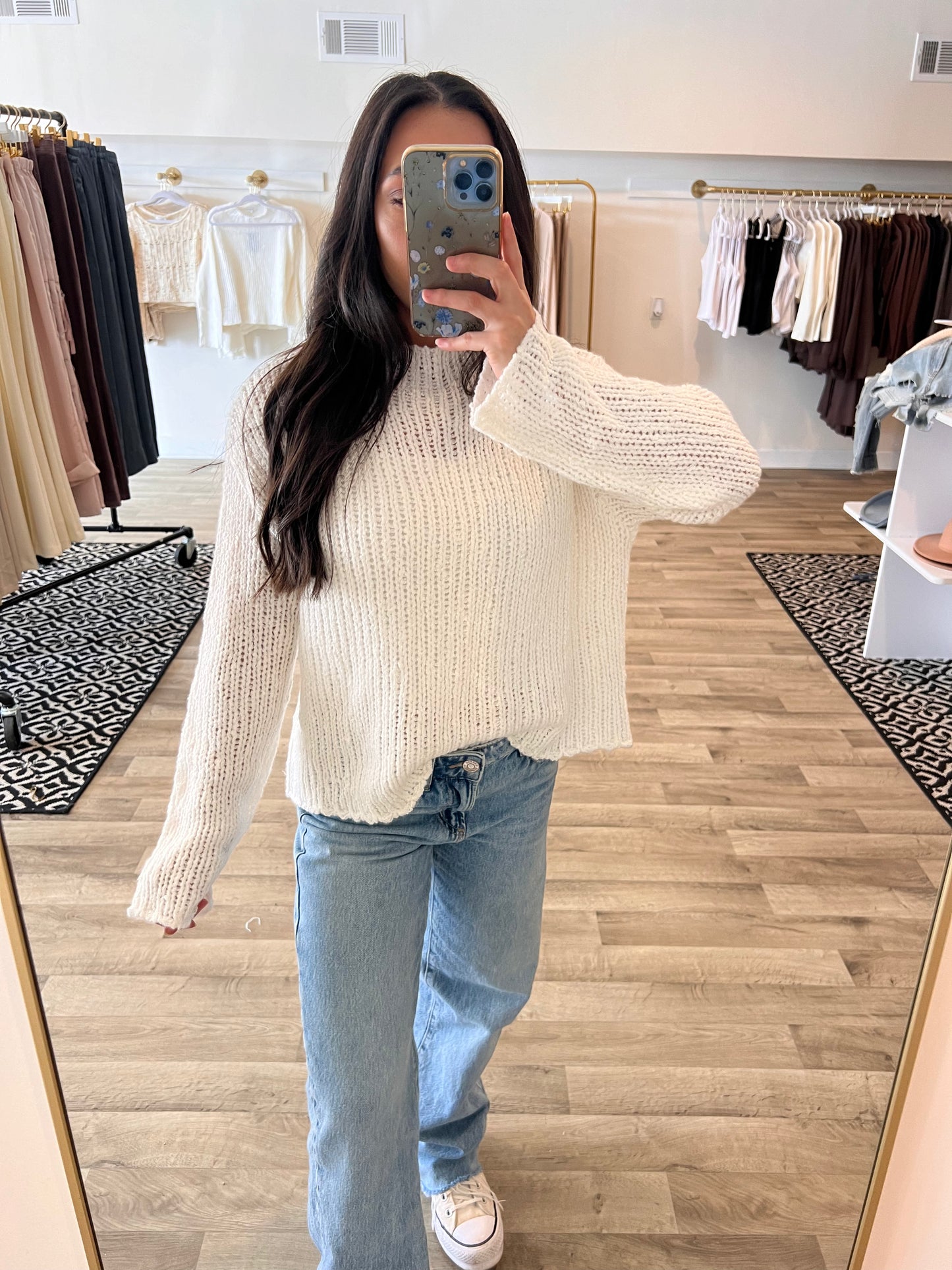 SHE'S DEFROSTING KNIT SWEATER