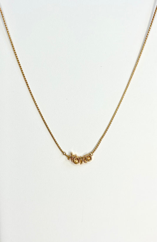 XOXO NECKLACE