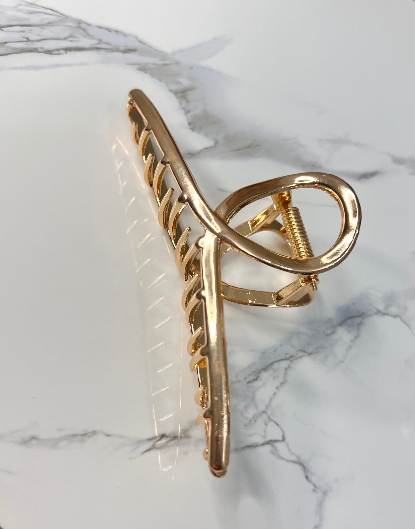 TEARDROP CLAW CLIP