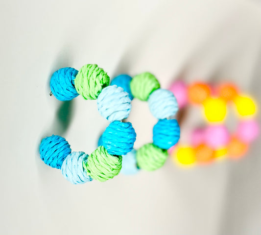COLORED RAFFIA HOOPS