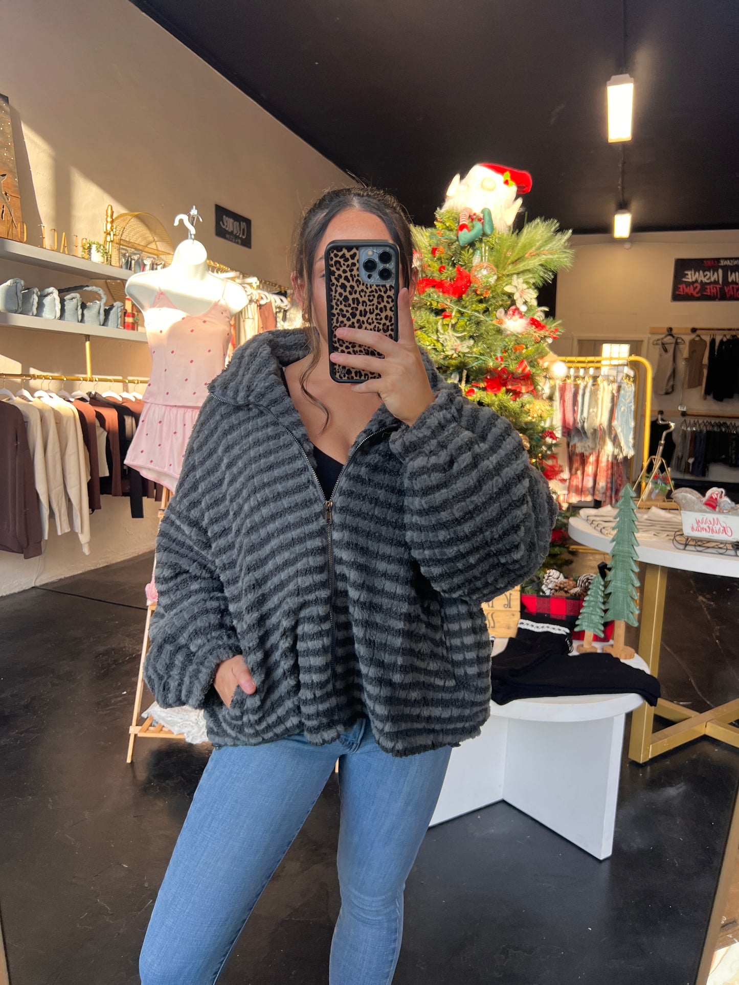 CHARCOAL PUFFER JACKET