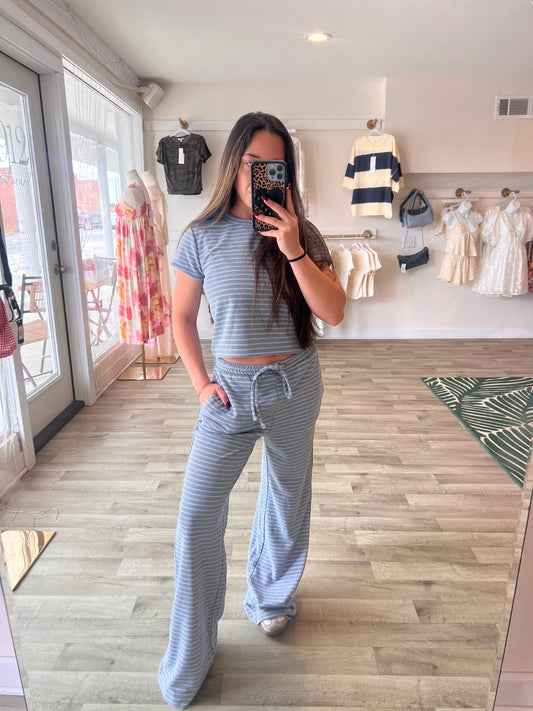 BLUE ASH STRIPED TOP