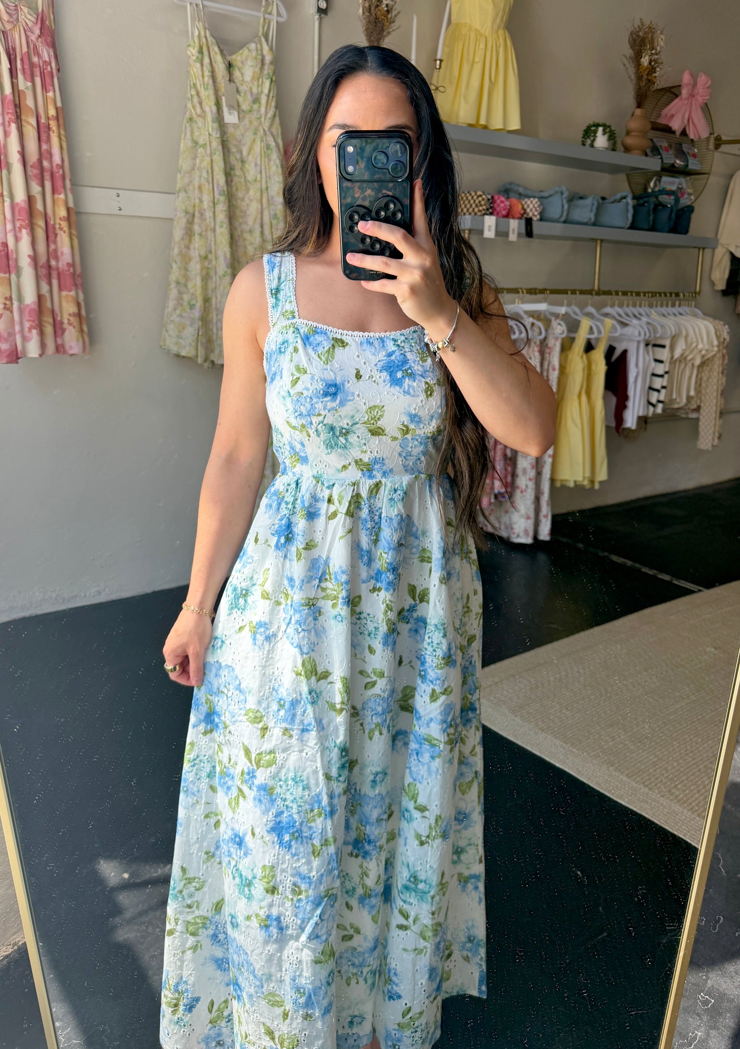 FLORAL EYELET PATTERN MIDI
DRESS