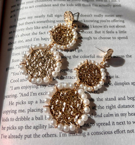 TRIPLE DROP PEARL EARRINGS