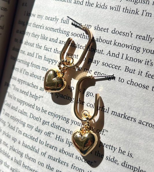HEART CHARM GOLD EARRINGS