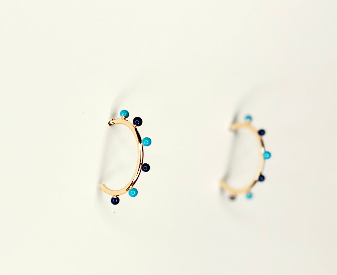 COLOR TRIMMED HOOPS