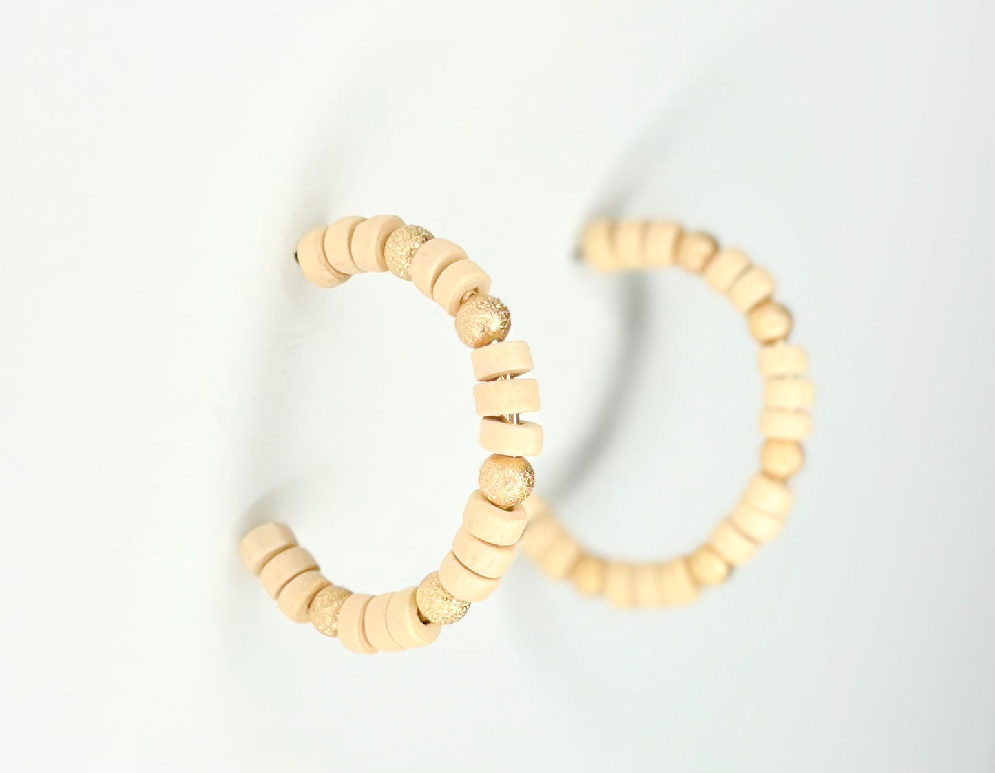 NATURAL HOOPS